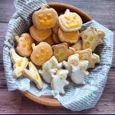 0 個讚 0 則留言 instagram 上的maruko丸玩手作 瑪露可生活maruko life marukolifeday 動手做料理 萬聖節篇 萬聖節糖霜餅乾用糖霜幫餅乾做點裝飾 希望可以更可愛 萬聖節 餅乾 動手做料 desserts sugar cookie food