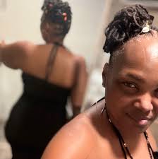 Where to rent a private yacht for 25 people in Cancun?