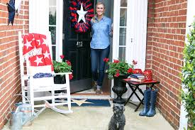 Front door and garage door murals: 3 Ideas For Patriotic Doorway Decor Peachfully Chic