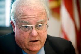 Senate votes for fence