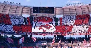 Il bari è la squadra di calcio meridionale che, dopo il napoli, ha militato per più anni nel massimo torneo italiano. Bari Calcio Dopo Le Tensioni Tra I Tifosi Torna La Fiducia La Gazzetta Del Mezzogiorno