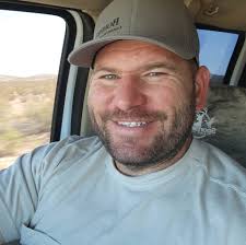 Is Elephant Butte Lake safe for swimming?