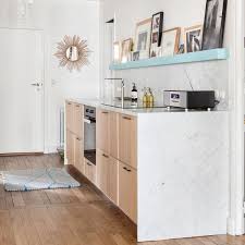 The hubby and i searched high and low for a white buffet for our living/dining area for what seemed like. Cuisine Ikea Relookee Idees Pour La Personnaliser Cote Maison