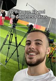 German Veríssimo cravou no @canalaquelescaras! Faz o V ✌🏼😂 #aquelescaras  #futebol #gol