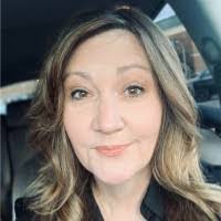 Kim Orr's Instagram, Twitter & Facebook