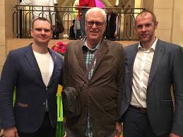 Philip douglas jackson (born september 17, 1945) is an american former professional basketball player, coach, and executive in the national basketball association (nba). Phil Jackson Philjackson11 Twitter