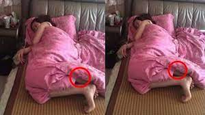 Setelah ayahnya meninggal, tika dan keluarganya mewarisi kekayaan mereka tidak pernah diharapkan sebelumnya. Tak Tahan Lihat Kaki Menantu Perempuannya Keluar Dari Selimut Sang Mertua Langsung Lakukan Hal Ini Halaman All Tribun Kaltim