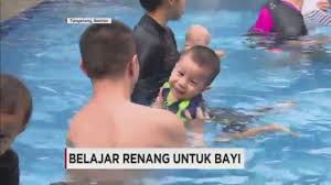 Belajar Berenang Untuk Bayi Youtube