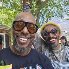 Brown Dormilón y Andrè 3000