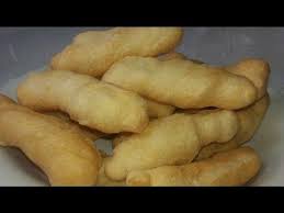 Biscoito De Polvilho Frito Biscoito De Polvilho Feito Em 5 Minutos Na Panela De Pressao Ingredientes E Passo A Passo Bolinho De Polvilho Biscoito De Polvilho Biscoito De Polvilho Frito