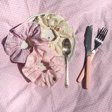 Scrunchies Chouchous Tuto Couture Chouchou Idees De Photo Instagram