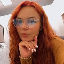 Myra Colon (@_myradanielle)