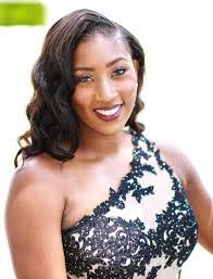 Courtney Isom's Instagram, Twitter & Facebook