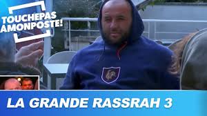 Regardez ce jeudi 12 novembre sur c8 à 21:15 le programme la grande rassrah en live ! produit en 2020. La Grande Rassrah 3 Mokhtar Pete Les Plombs Face A Un Paparazzi Youtube