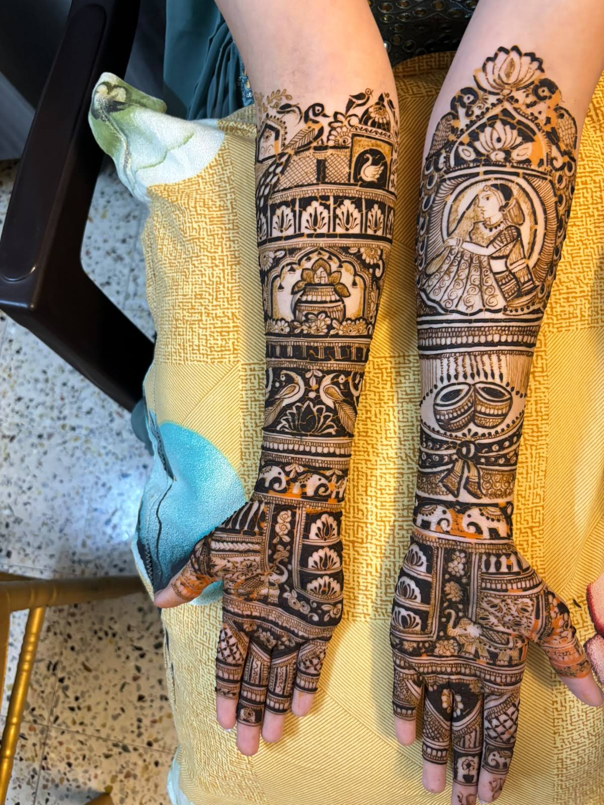 Affordable Mehndi Artist in Moula Ali product image