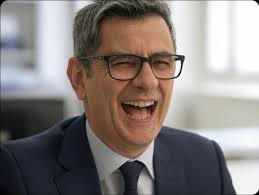 Saludos a todos los que estáis trabajando un domingo (con cambio de hora  incluido), para presentar demandas antes de la entrada en vigor de la Ley  1/25.