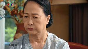 Bà xuân sốc khi phát hiện ra bí mật của long, thẳng thừng chê nam không phải con nhà 'trâm anh thế phiệt'. Bnzvs4qqgdj4nm