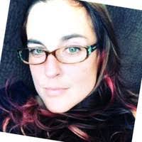 Julie Grayson's Instagram, Twitter & Facebook