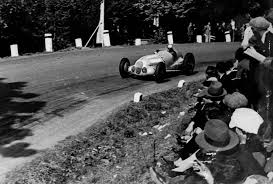 Pin By Carolonline999 On 1950 S Silver Arrow And Co In 2020 Grand Prix Racing Mercedes Mercedes Benz