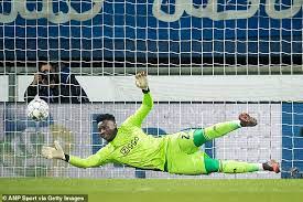 This completed webtoon was released on 2018. Ajax Goalkeeper Andre Onana Banned For 12 Months By Uefa For Doping After Failing A Drugs Test Aktuelle Boulevard Nachrichten Und Fotogalerien Zu Stars Sternchen