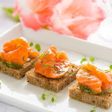 Toasts Au Saumon Marine Recette Toast Saumon Saumon Marine Saumon