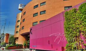 Idoart.dk er en uafhængig formidlingsplatform for kunst med fokus på personlige historier og holdninger, visualitet og proces. Love Hotel Aranjuez Suites Villas Hoteles Kinky