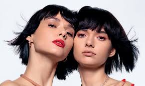 Country & Town House