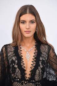 Amfar 2019 Les Plus Beaux Looks Beaute De La Soiree A L Hotel Cap Eden Roc Maquillage Du Tapis Rouge Cheveux Du Tapis Rouge Beaute
