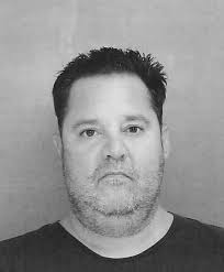 Police: Man threatens to shoot woman, child