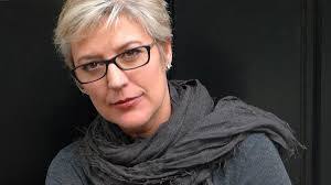 Erin Rand's Instagram, Twitter & Facebook