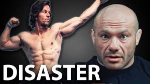 Mr Olympia Teilnehmer Dennis James zerstört Jil ´s Beine #10YouTuber