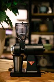 讓全黑控不得不愛的kalita black 復刻系列 最適合你家廚房的磨豆機 everyday object pen online coffee coffee maker