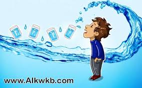 هل الإكثار من شرب الماء مفيد أم مضر