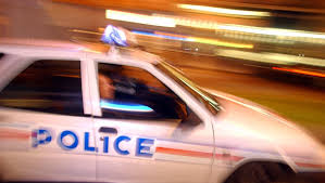 Elle aurait des livres toute sa vie. Tarbes Ivre Il Vole La Voiture Des Policiers Allume La Sirene Et Les Insulte Par Megaphone Ladepeche Fr