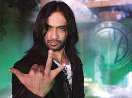 You have 10 rakaani coins. Social Media Celebrity Waqar Zaka Sets Up A Huge Rig For Cryptocurrency Mining