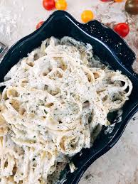 Less Than 30 Minutes To Make This Popular Restaurant Copycat Dish At Home Simple To Make And Customize With Your Favorit Fettuccine Alfredo Fettuccine Recipes