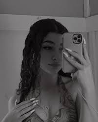 We both know I'm worth waiting for♥︎