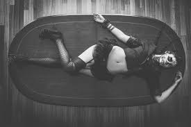 Wallpaper : model, makeup, Halloween, table, stockings, braids, Canon,  fashion, skull, vintage, skeleton, ghosts, Argentina, ballet, angle, tutu,  ART, blackandwhite, 50mm, girl, hand, retro, wooden, crane, photograph,  modelo, moda, noiretblanc, arte ...