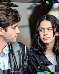 La primera temporada de control z terminó con la revelación del misterio detrás del hacker, pero en la segunda temporada habrá un personaje incluso más misterioso. Netflix Confirma La Segunda Temporada De Control Z Digital 102 9fm