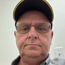 What advice and tools are essential for a new electrician apprentice?