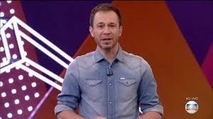 Ele tende mais para os graves, o que vai agradar quem curte música eletrônica. 3ybmaruy Slyum