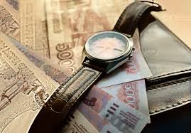 كيف يمكنني إعادة تذكرة طائرة إلكترونية كيف يتم استرداد ثمن تذكرة تم شراؤها عبر الإنترنت ما هي العودة الطوعية