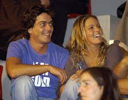 A dupla de actores regressa à televisão para fazer par romântico na nova telenovela da tvi a outra e já se fala que o clima de romance na trama pode passar para a vida real, escreve correio da manhã. Diana Chaves Recorda Rodrigo Menezes Nao Foi Facil