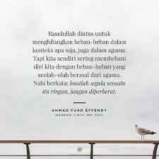 Dalam konteks filosofi cinta merupakan sifat baik yang mewarisi semua kebaikan, perasaan belas kasih dan kasih sayang. Maiyah Kenduricinta Caknun Emha Kutipan Puisi Sajak Bijak