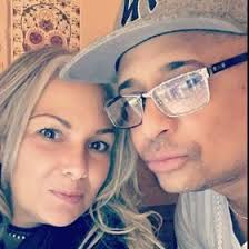 Robyn Gonzalez (regrocery)