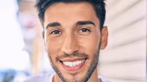 Zachary Lott's Instagram, Twitter & Facebook