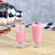 How does this baileys red velvet brownie taste like? Bailey S Red Velvet Shot For Valentine S Day Simple Sips