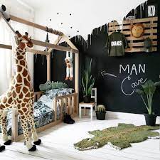 Kids Interiors On Instagram Giraffe In The Kid S Room Check Out Our Instastory Today For Giraffes In Boy Toddler Bedroom Cool Kids Rooms Baby Room Decor