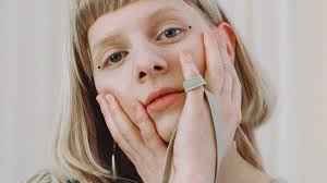 Aurora, la voce del grande Nord La star di Tik Tok a Ravenna Festival