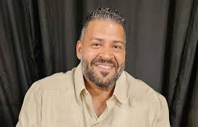 Presentan "La Institución del Teatro Nacional en Puerto Rico 1938-1958" del  Dr. Reinaldo Josué Santana Bruno